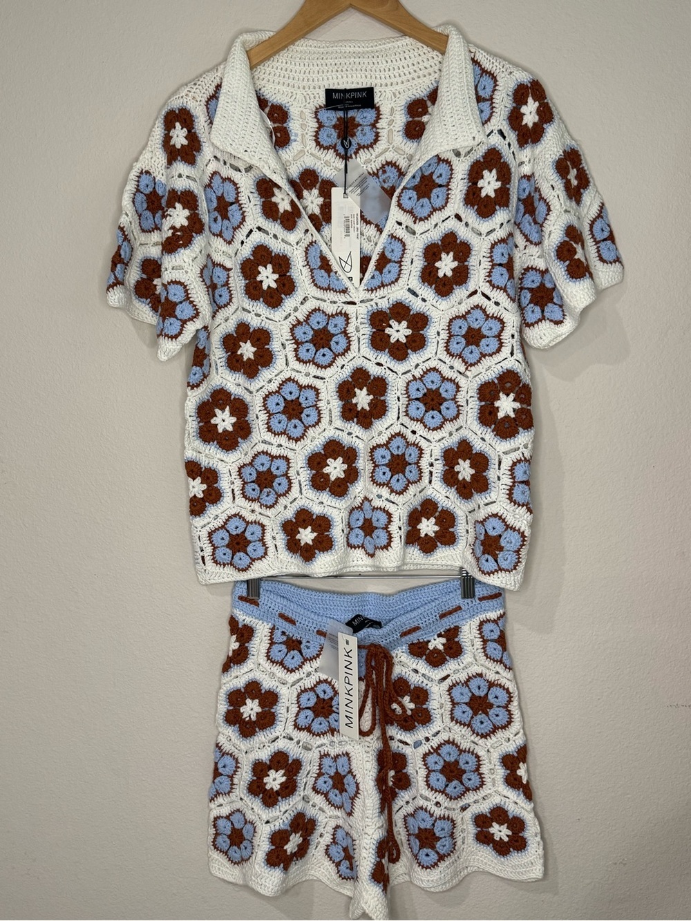 NWT MINKPINK Crochet Short Set Brown/Blue/Cream Size: Small Shorts & Medium Top